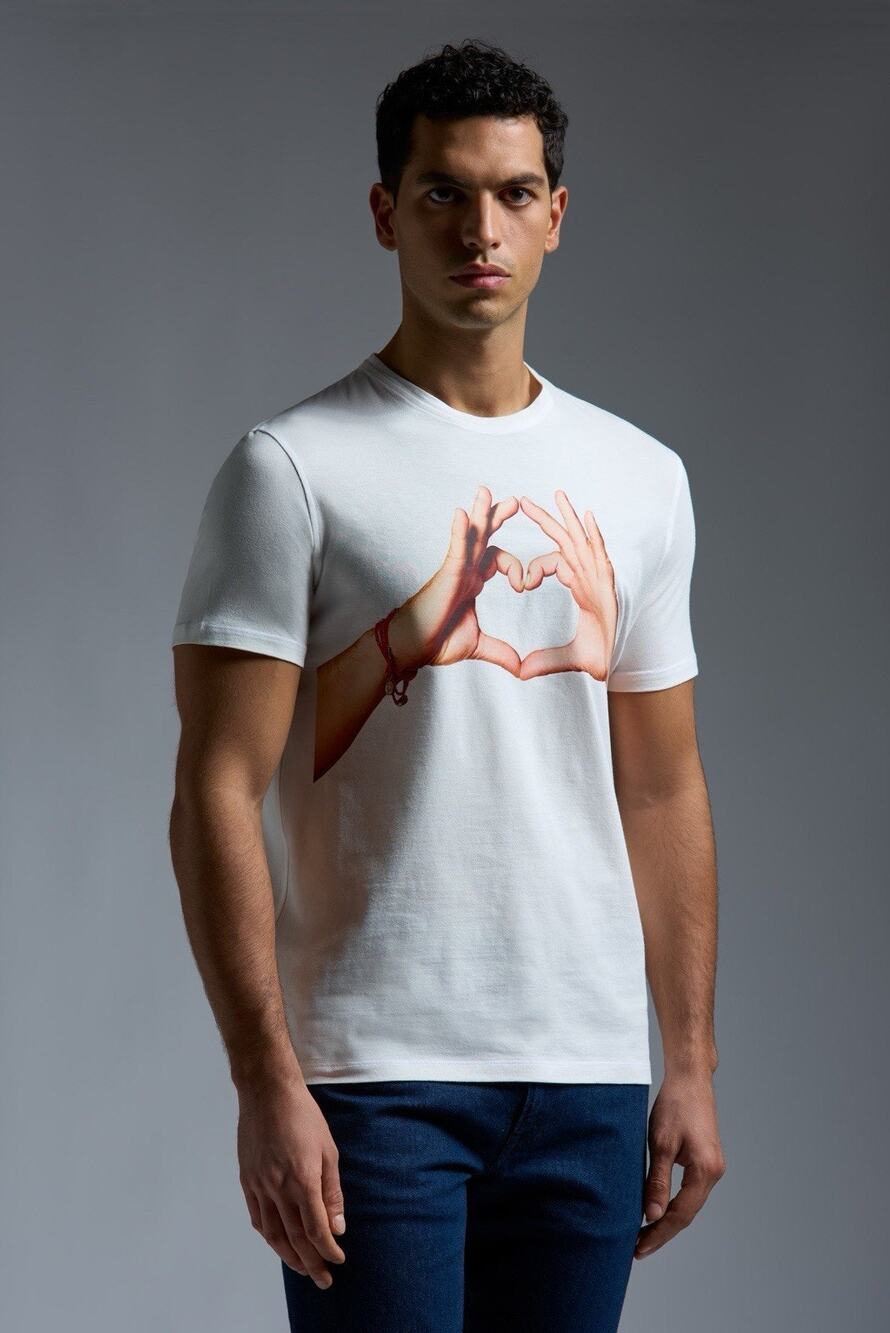 New With Tags Isaia Hand Gesture ‘I Love You’ T-Shirt Size 3XL *2026 Style*